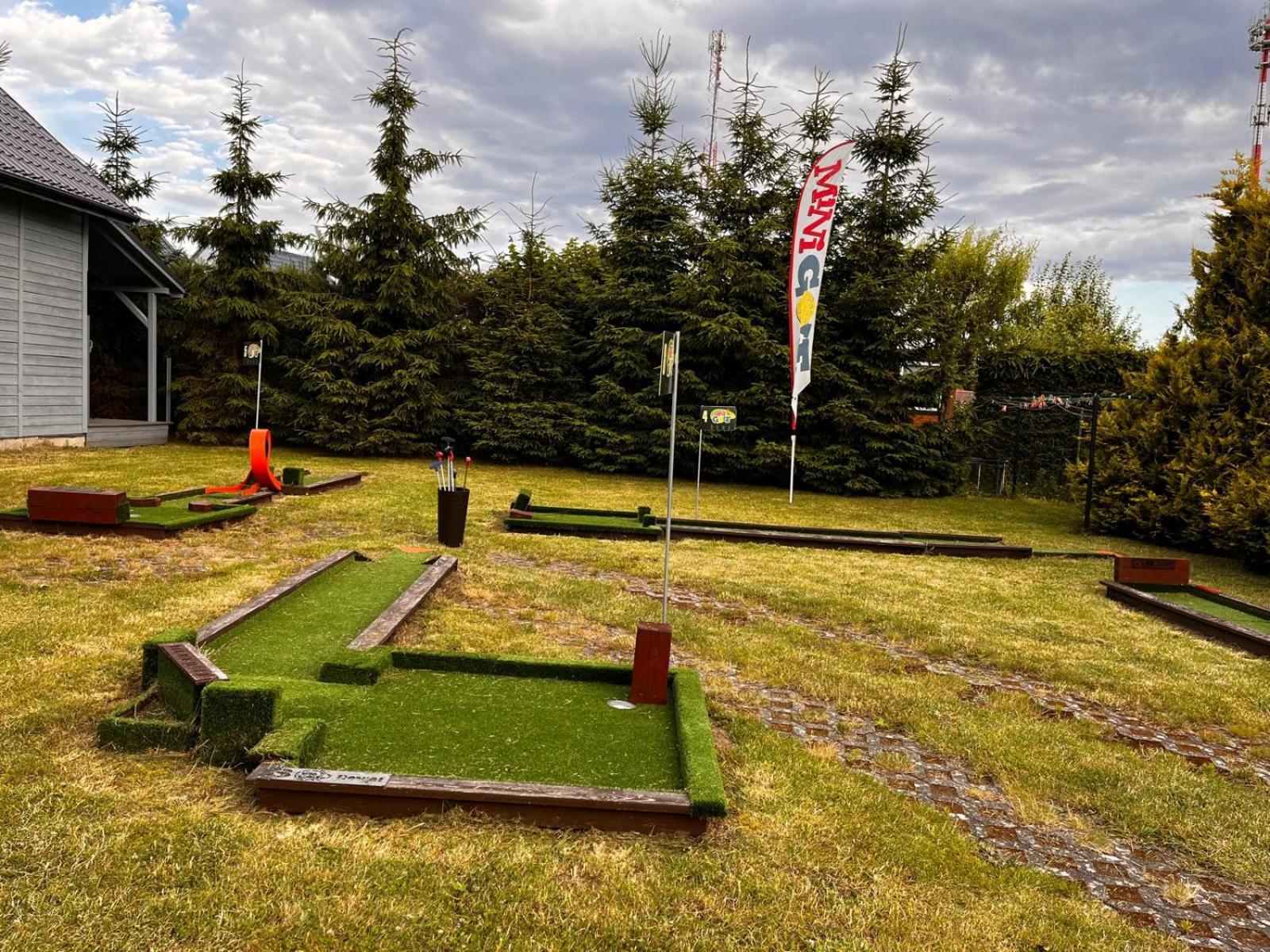 Villa Honoratka Z Prywatnym Polem Do Gry W Mini Golf Rewal Buitenkant foto