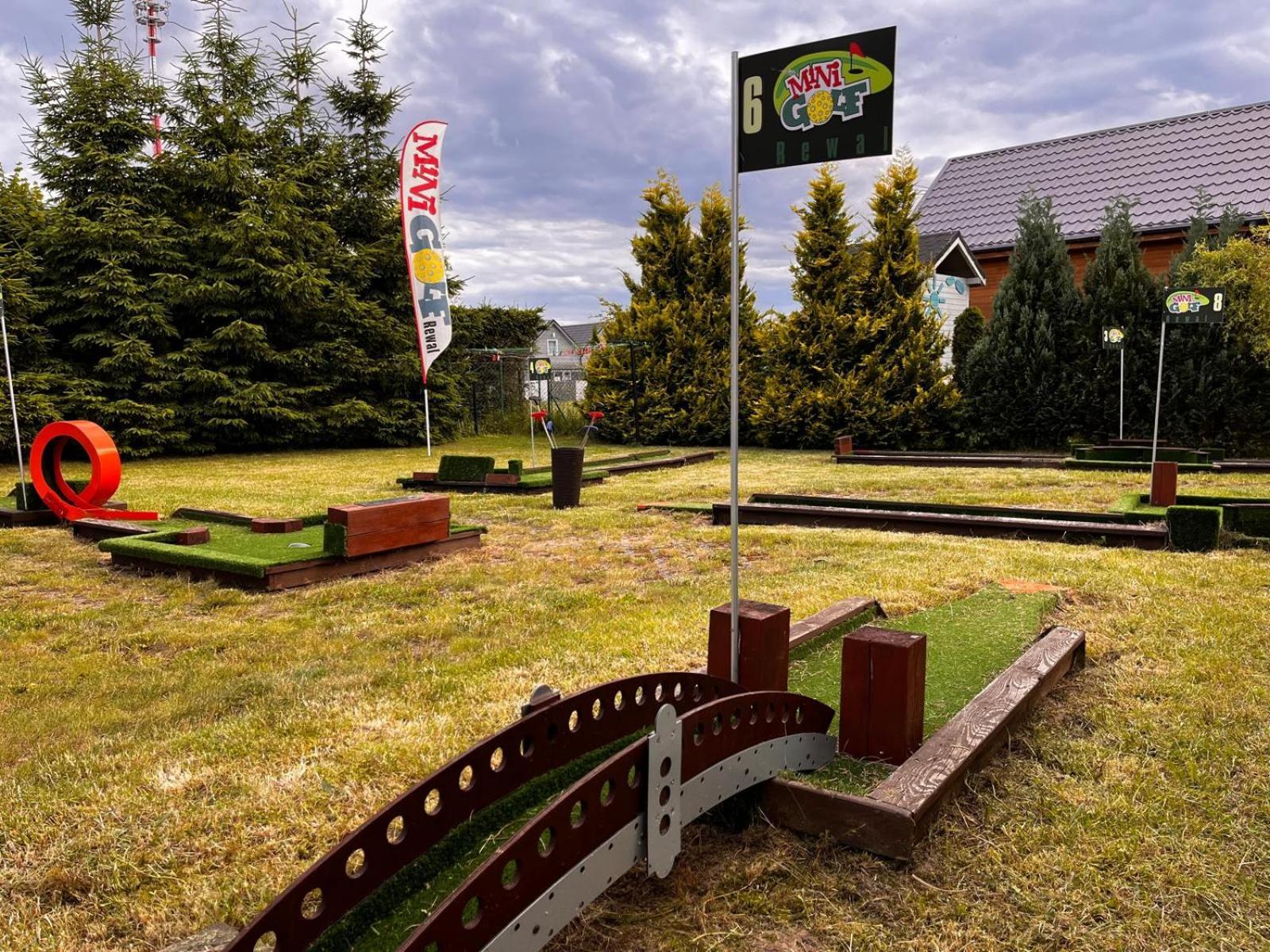 Villa Honoratka Z Prywatnym Polem Do Gry W Mini Golf Rewal Buitenkant foto